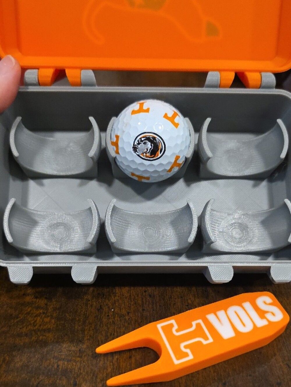 Tennessee Volunteers Golf Divot Tool + Ball & Case - Orange White - Picture 2 of 6